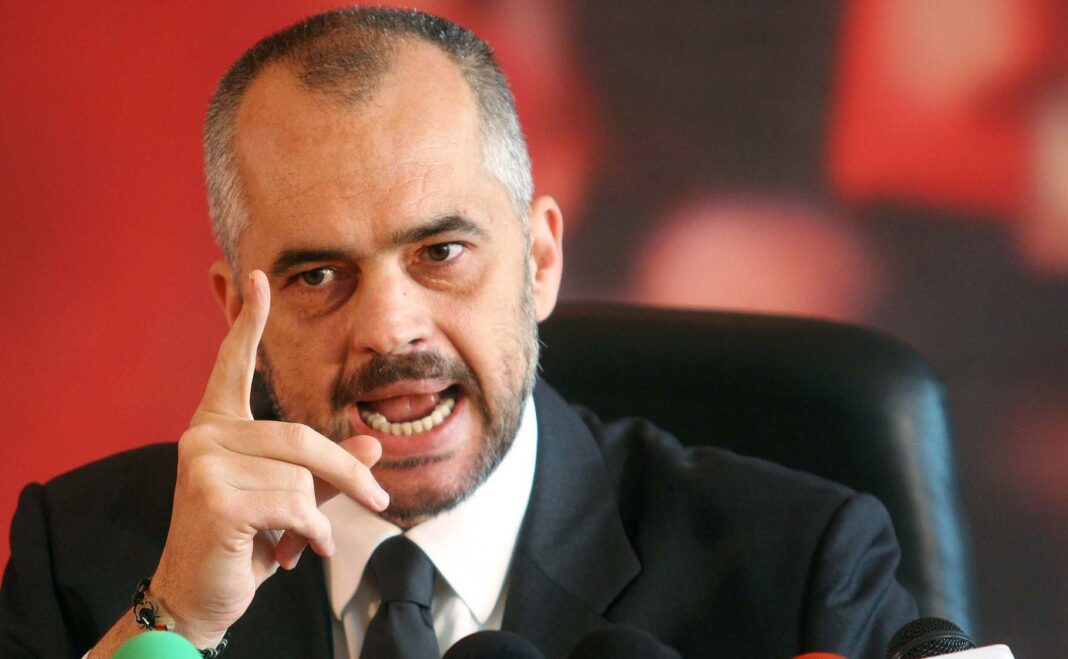 Το Τάγμα Μπεκτασί: Η Τρέλα του Ράμα που Αναστατώνει την Τουρκία και Όχι Μόνο