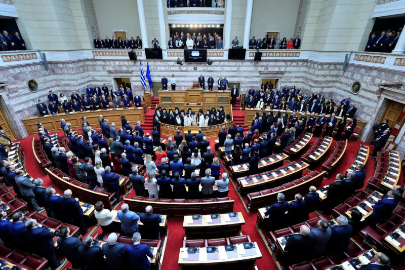 Η ΑΠΑΞΙΩΣΗ ΤΗΣ ΔΗΜΟΚΡΑΤΙΑΣ ΚΑΙ Η ΤΟΞΙΚΗ ΠΟΛΙΤΙΚΗ ΕΞΑΘΛΙΩΣΗ ΤΩΝ ΑΠΟΝΤΩΝ